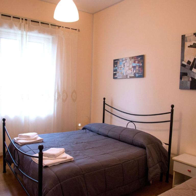 B&B Caffelletto - Papardo - Camera Matrimoniale Deluxe (2 Adulti + 1 Bambino) - 3