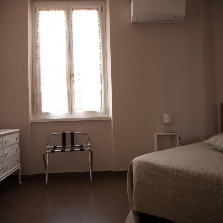 La Terrazza di Evelina Guest House - Camera Matrimoniale/Doppia con Letti Singoli con Bagno Privato - 7