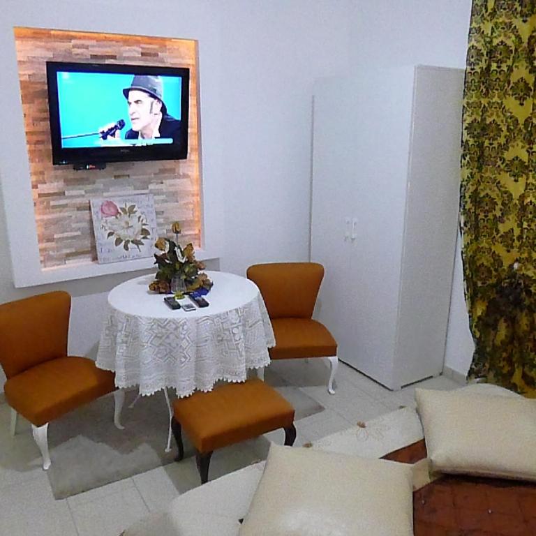 Monaco Rooms - Double Room with Private Bathroom - 5