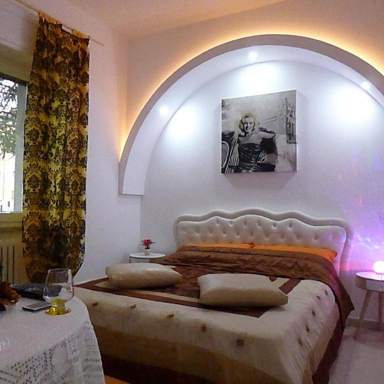 Monaco Rooms - Double Room with Private Bathroom - 6