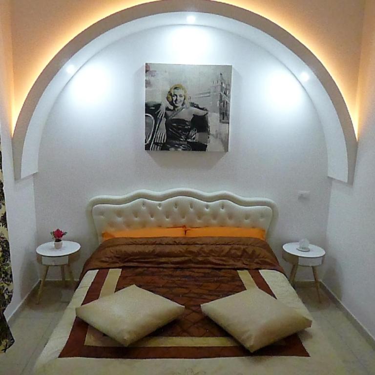 Monaco Rooms - Double Room with Private Bathroom - 2