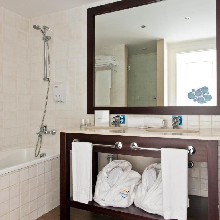 PortAventura Hotel Caribe - Includes unlimited access to PortAventura Park & 1 access to Ferrari Land - Habitación Deluxe Club San Juan con acceso a PortAventura Park + 1 acceso a Ferrari Land (1 adulto) - 9