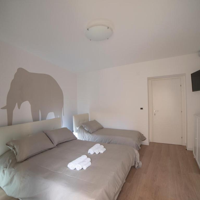 Suite Dreams - Camera King Deluxe - 6