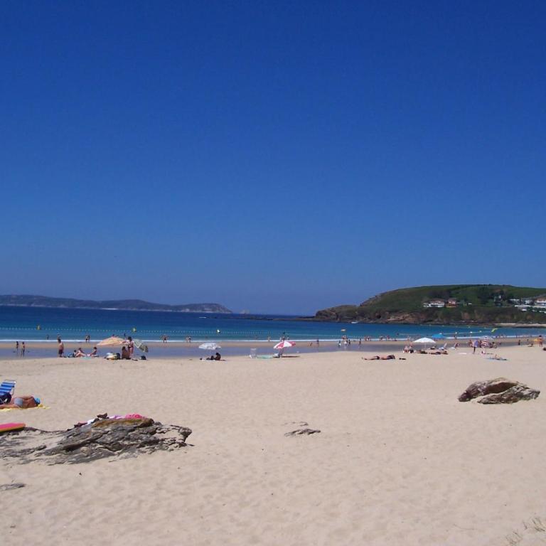 APARTAMENTOS DE USO TURÍSTICO FONTIÑA - Playa Montalvo - SANXENX0 -PONTEVEDRA - Apartamento Deluxe de 2 dormitorios con vistas al jardín - 14