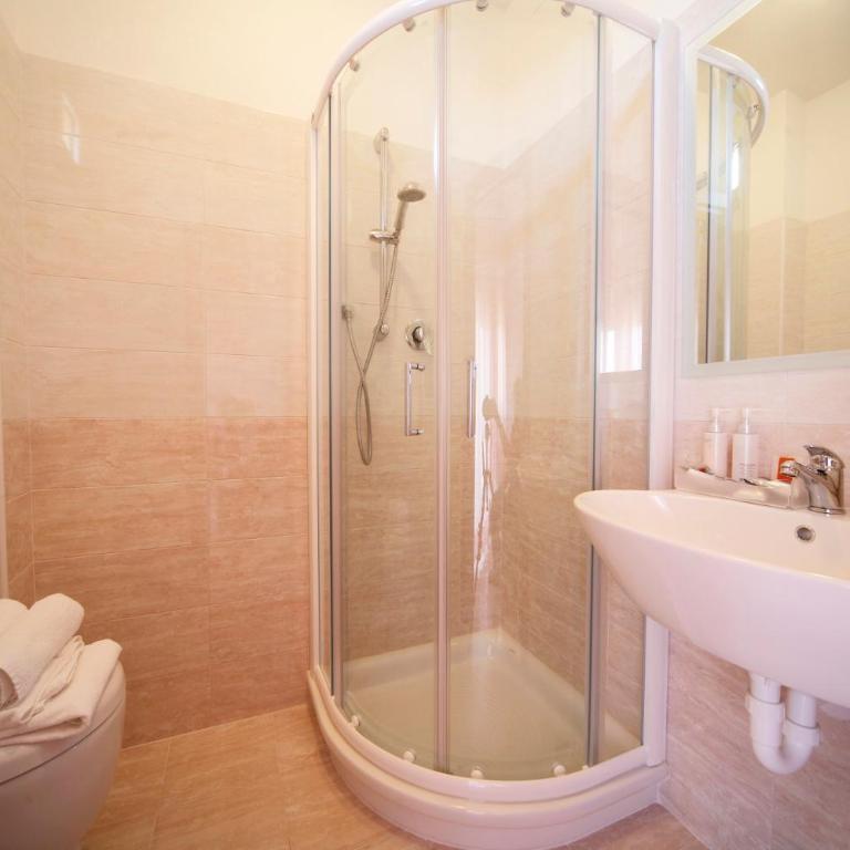 Hotel Stella D'Oro - Camera Comfort - 8