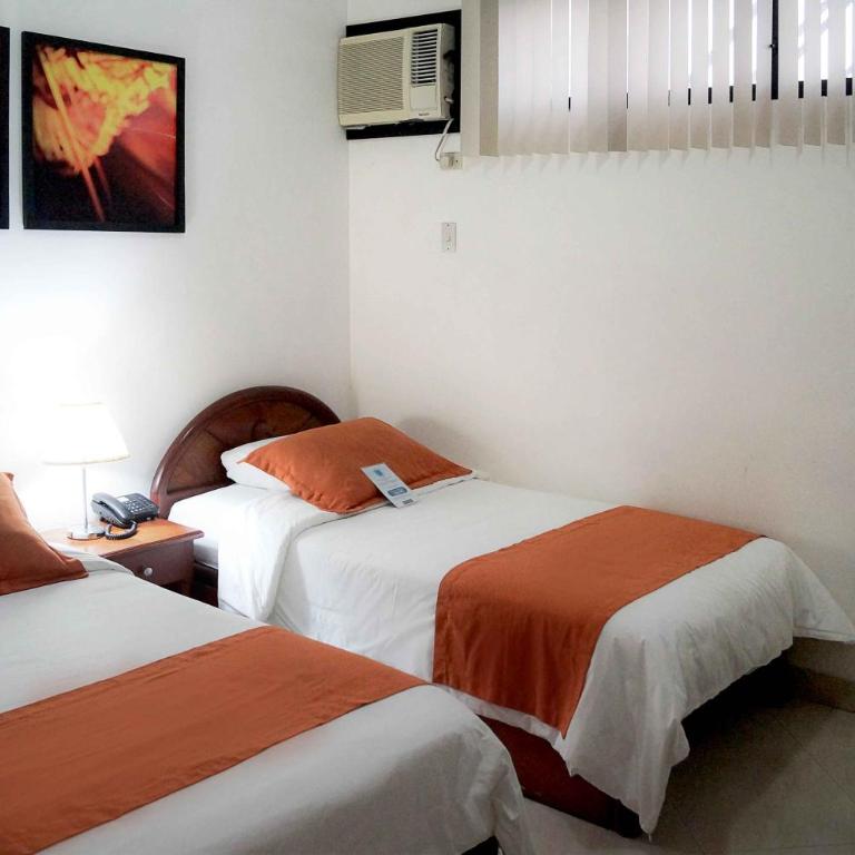 Hotel Castell - Cerca Del Aeropuerto - Twin Room No Window - 12