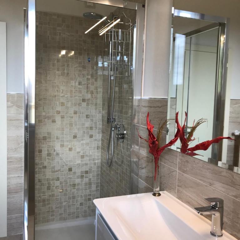 La Ghirlanda B&B - Camera Matrimoniale con Bagno Privato - 3
