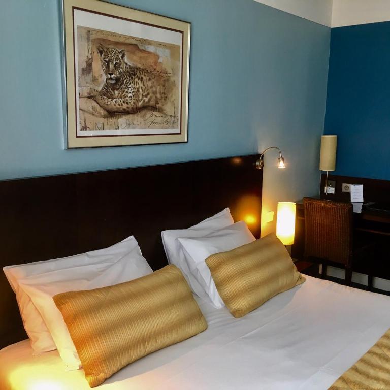 Best Western Adagio Saumur - Chambre Supérieure Lit Queen-Size - 17
