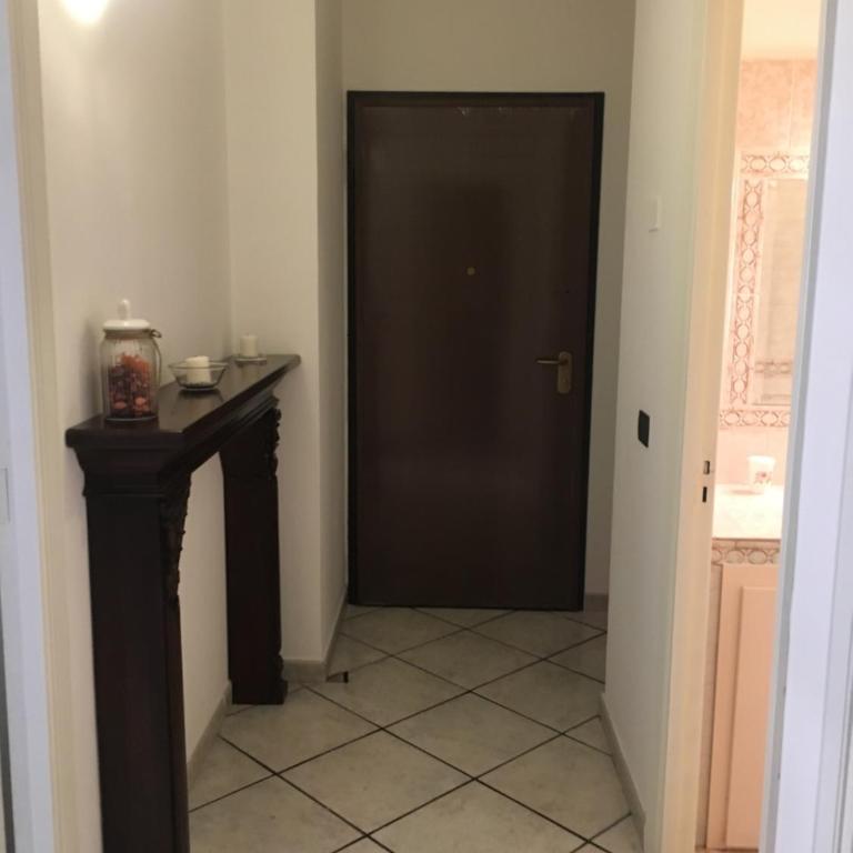 Luxurious Street Apartments - One-Bedroom Apartment - 6