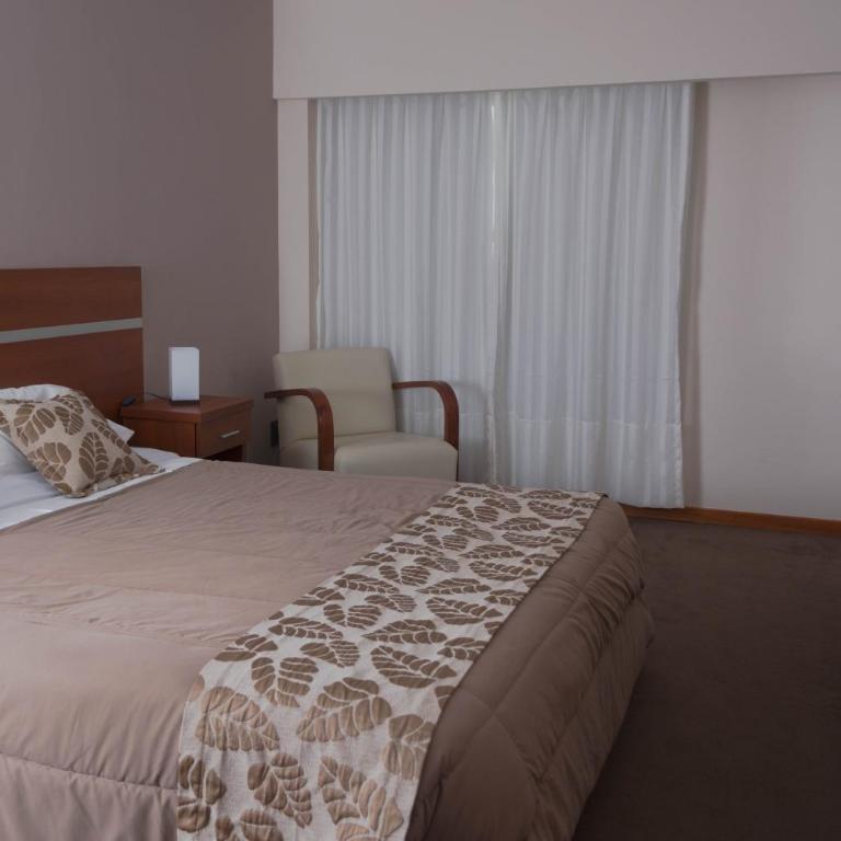 Colón Center - Deluxe Double Room - 3