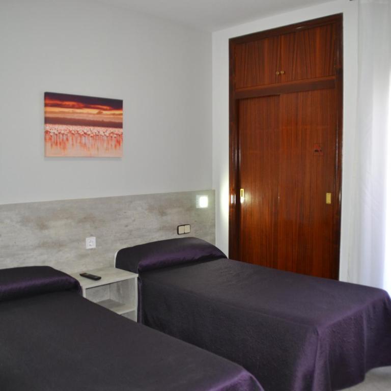 Hotel Congra - Habitación Doble - 2 camas - 6