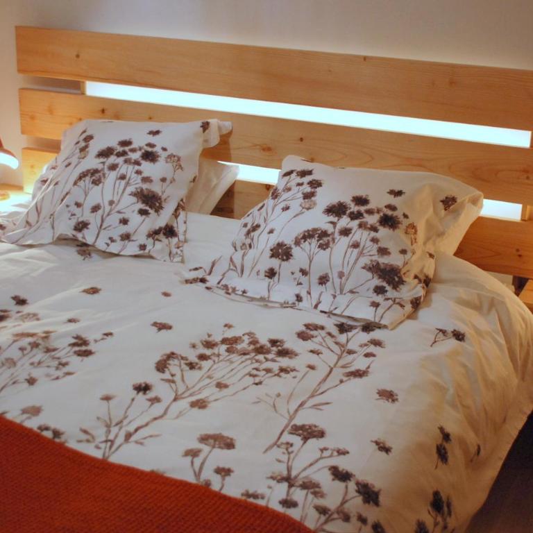 Gite urbain AU 2BIS - Annecy - Appartement avec Vue sur le Canal - 14