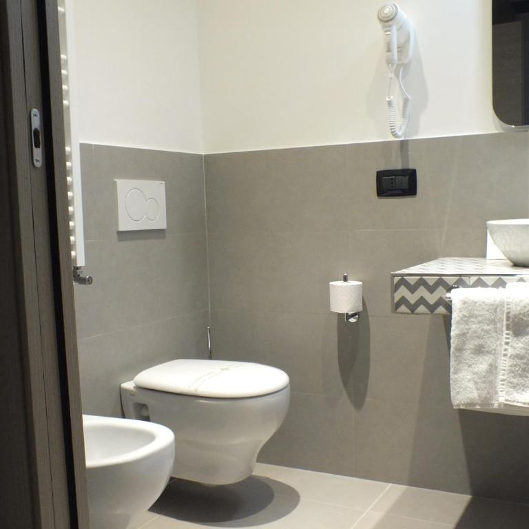 I Fiori di Margherita Luxury B&B - Camera Familiare con Bagno Privato - 5