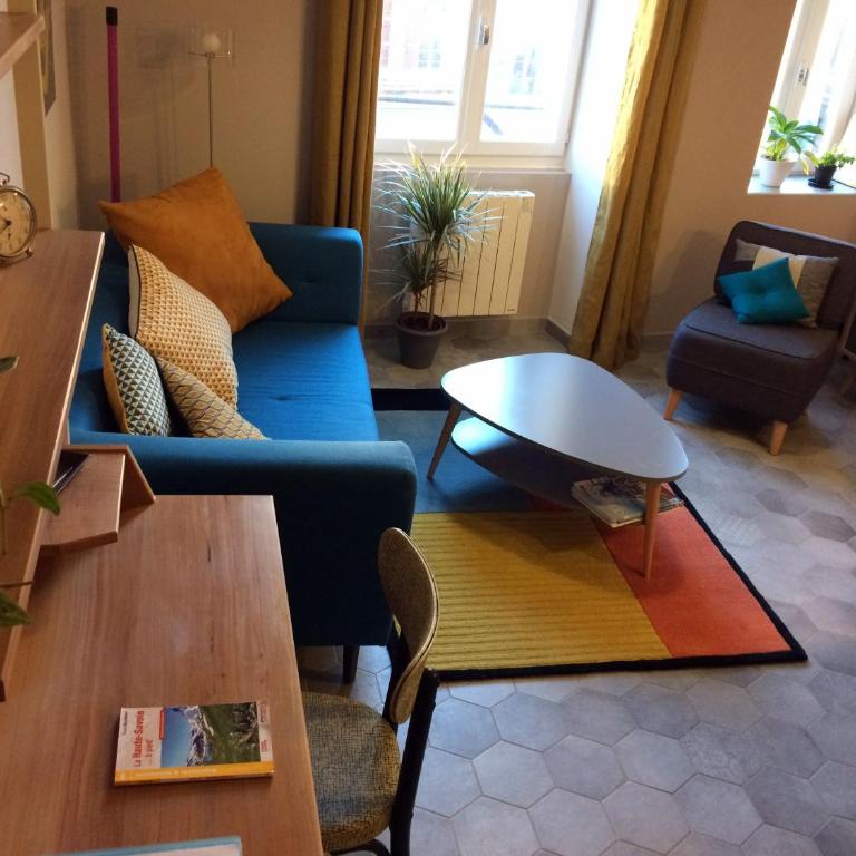 Gite urbain AU 2BIS - Annecy - Appartement avec Vue sur le Canal - 10