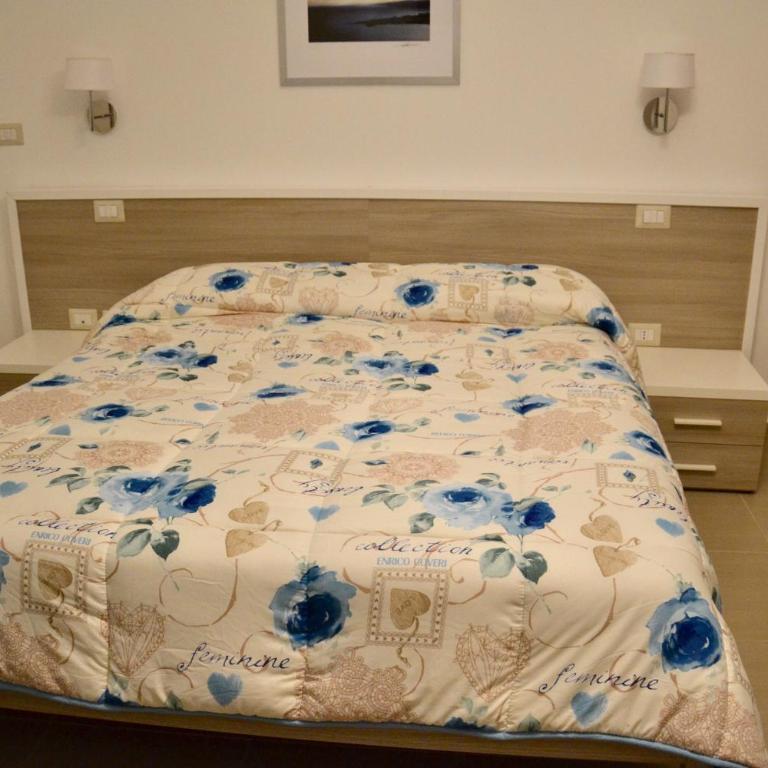 Hotel Caudullo - Camera Familiare con Balcone ( 2 Adulti + 2 Bambini) - 4
