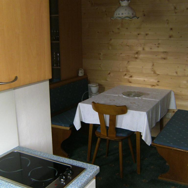 Haus Schönleiten - Apartment mit 2 Schlafzimmern und Balkon - 8