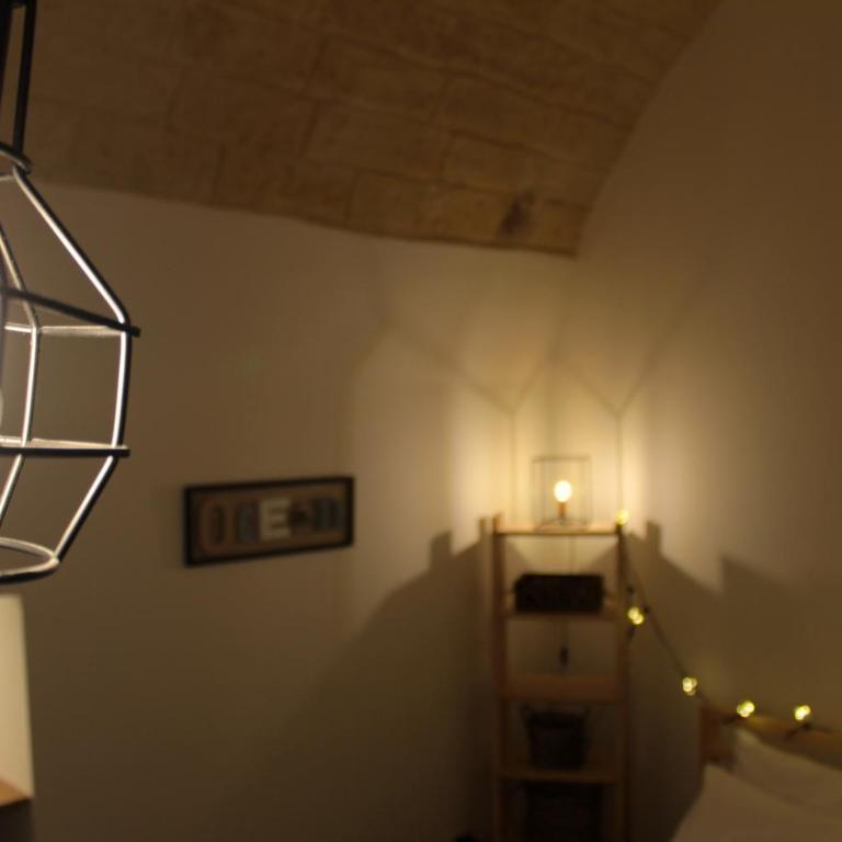 DeShome Guest House - Camera Matrimoniale Deluxe - 4
