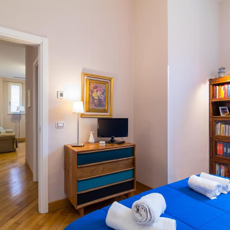 Elegant Flat at Municipio by Napoliapartments - Appartamento Deluxe con 1 Camera da Letto - 9