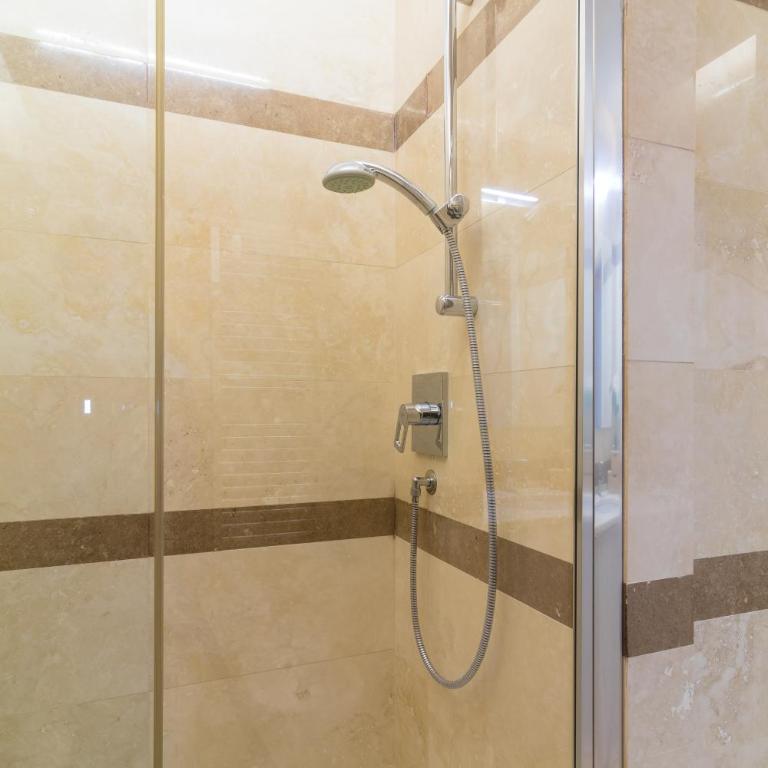 Elegant Flat at Municipio by Napoliapartments - Appartamento Deluxe con 1 Camera da Letto - 20