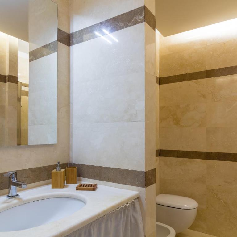 Elegant Flat at Municipio by Napoliapartments - Appartamento Deluxe con 1 Camera da Letto - 21