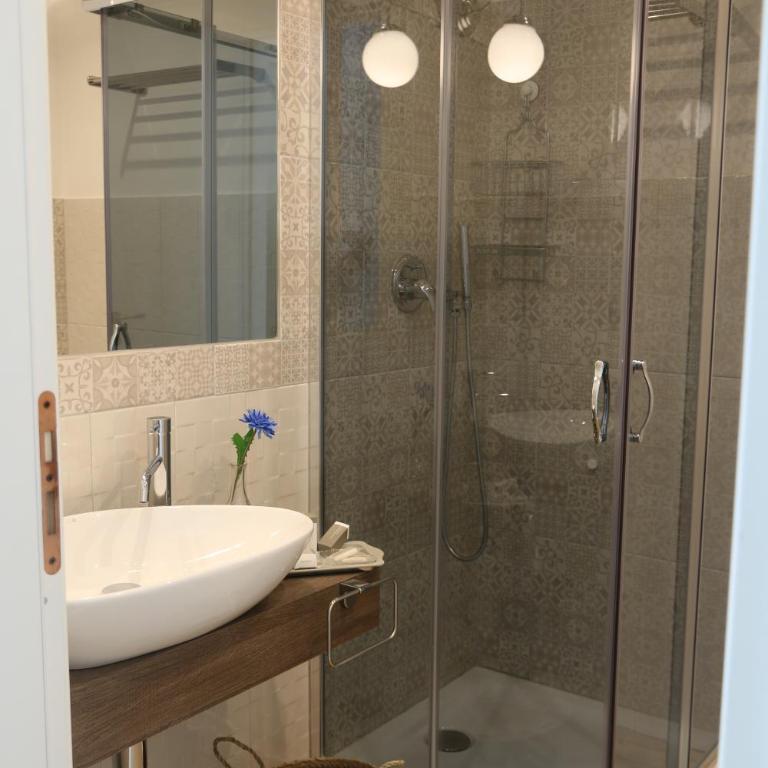 Aitna B&B - Superior King Room - 9