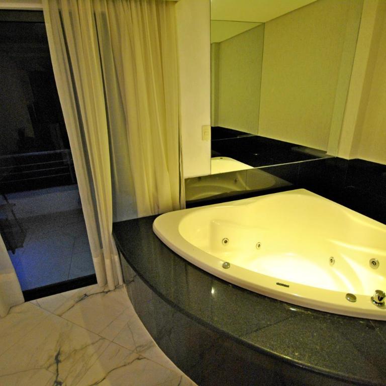 Los Lagos Resort Hotel - Deluxe Suite with Spa Bath - 4