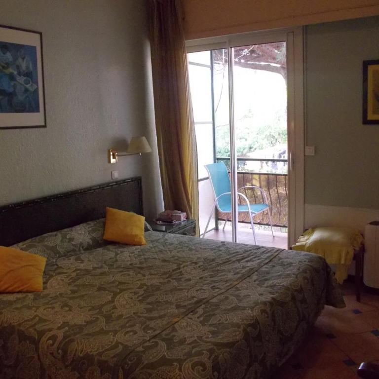 Hôtel Les Alizés - Chambre Double - Vue sur Jardin - 4