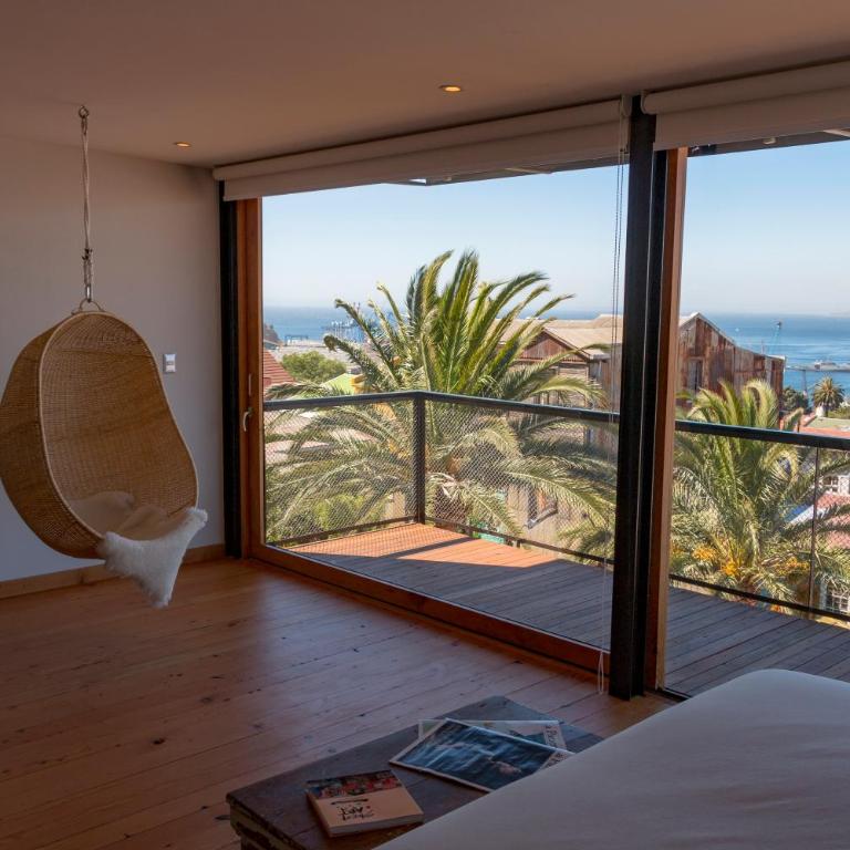 Augusta Hotel - Habitación Doble Deluxe con balcón y vistas al mar - 2