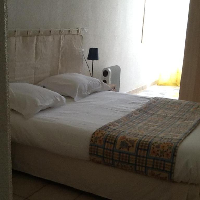 Locations Meublées Plage des Pins - Appartement 1 Chambre - 5
