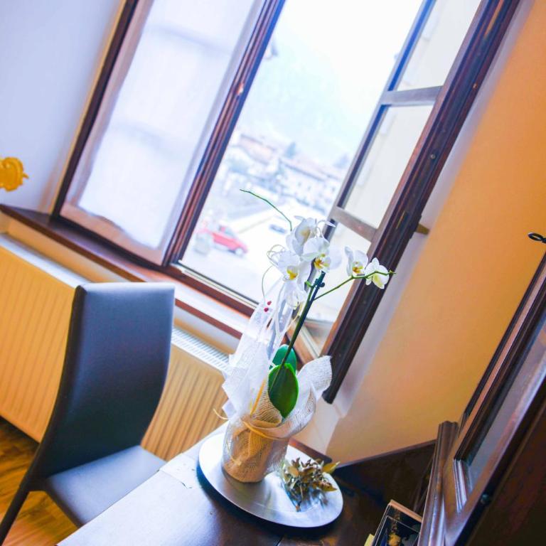 1Dest - Living The Dream - Loft - 17