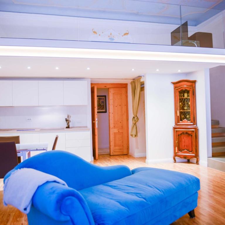 1Dest - Living The Dream - Loft - 2