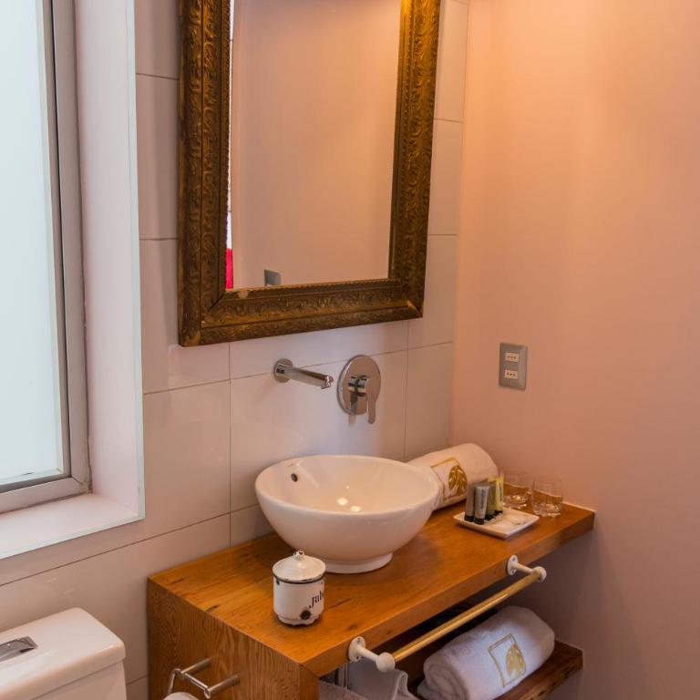 Augusta Hotel - Habitación Doble Deluxe con balcón y vistas al mar - 6