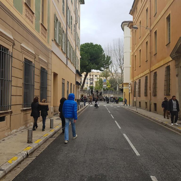 Studette en plein cœur du Vieux Nice - Studio - 43