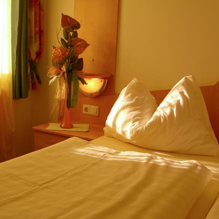 LiebesNesterl Bergwirt - Boutique Hotel - Double Room with Balcony - 9