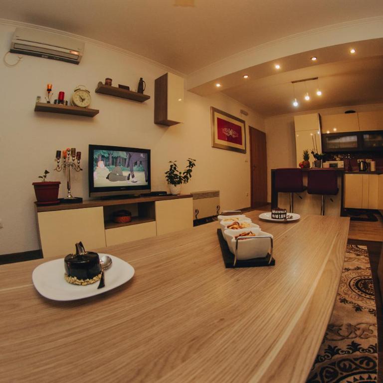 Brilliant Apartman - Apartment - 1