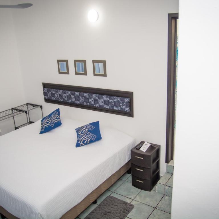 Vacation Rental - Upper Floor Room at Casa Cocoa - Apartamento - 10