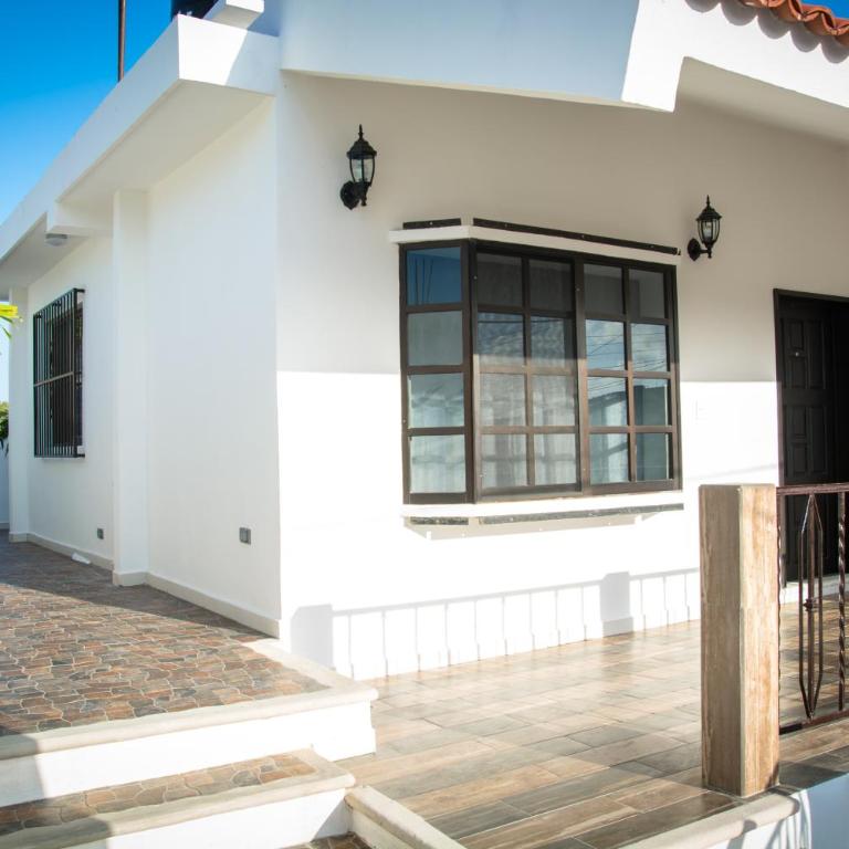 Vacation Rental - Upper Floor Room at Casa Cocoa - Apartamento - 24
