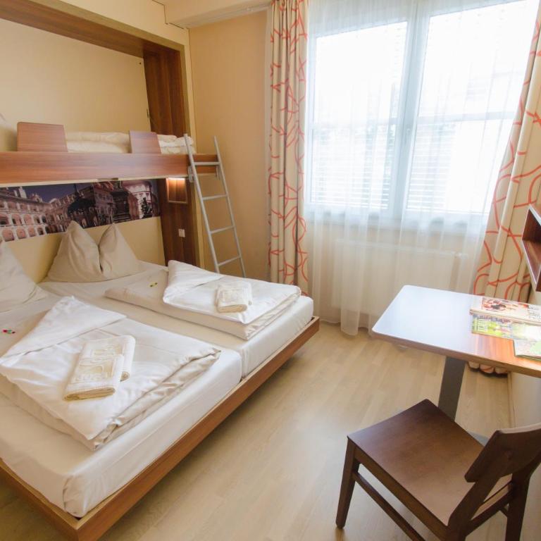 JUFA Hotel Graz City - Dreibettzimmer - 12