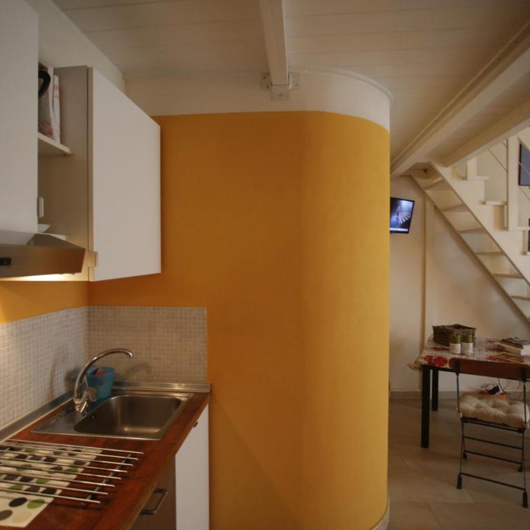 A Casa Di Olga - Large Two-Bedroom Apartment - 25