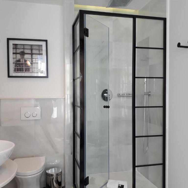 One Shot Conde Torrejón - Suite - 17