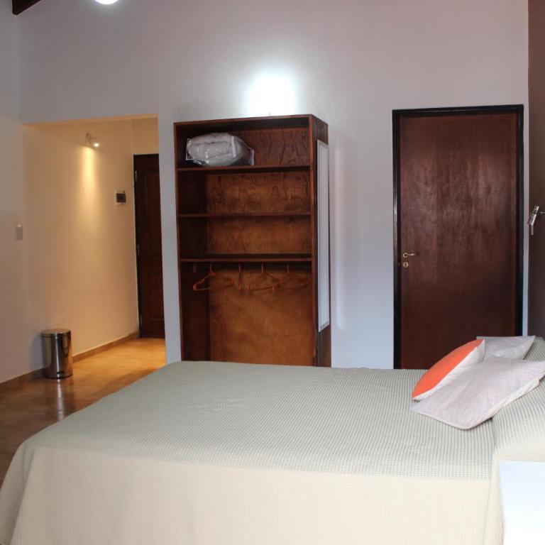 Villa Leandro - Estudio con balcón - 2
