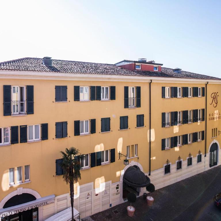 Hotel Sirmione Terme - Ampia Camera Matrimoniale Classic con Accesso Spa - 4