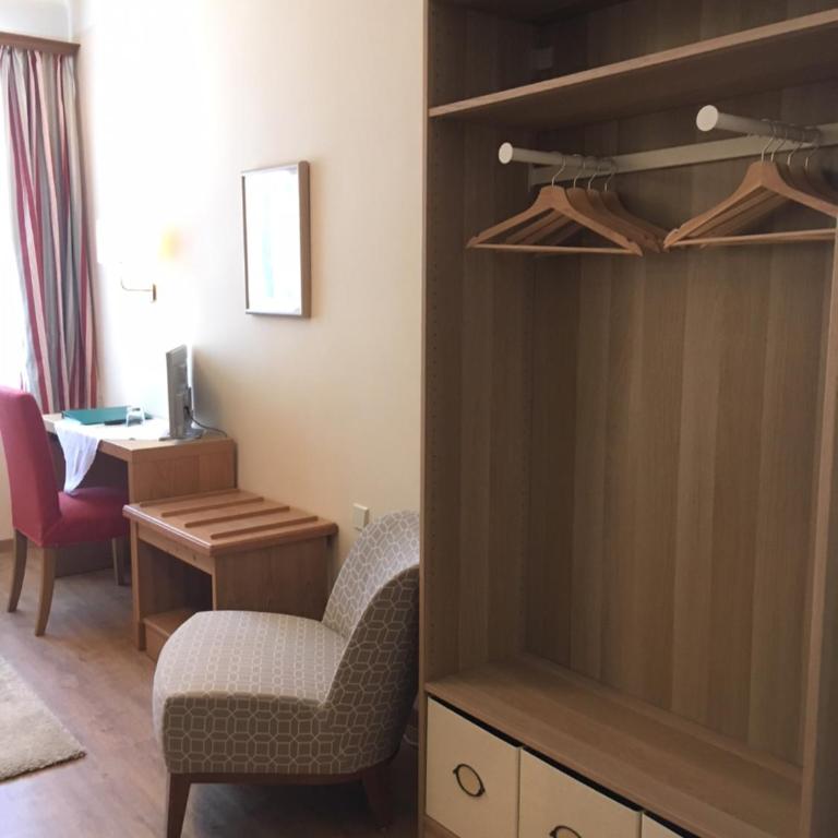 Hotel Plainbrücke | self check-in - Einzelzimmer mit Gemeinschafts-WC - 4