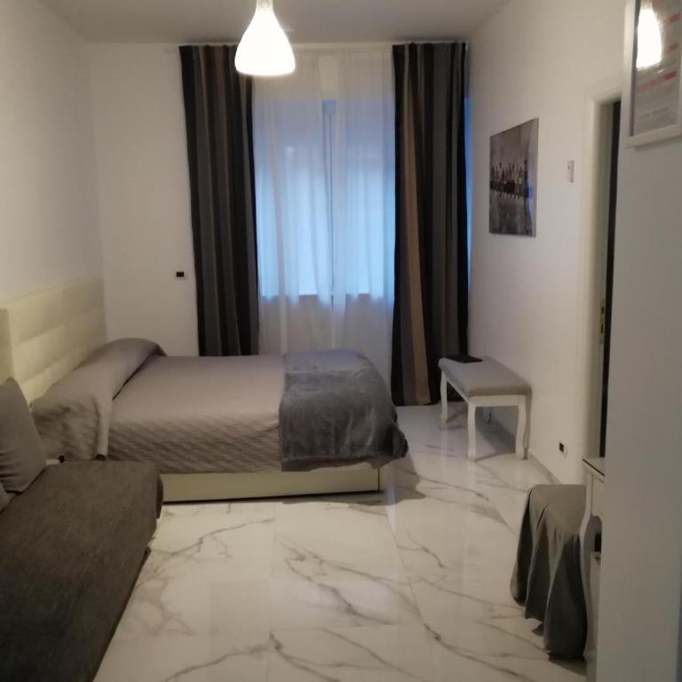 B&B Casa Nizza - Grande Chambre Triple - 7