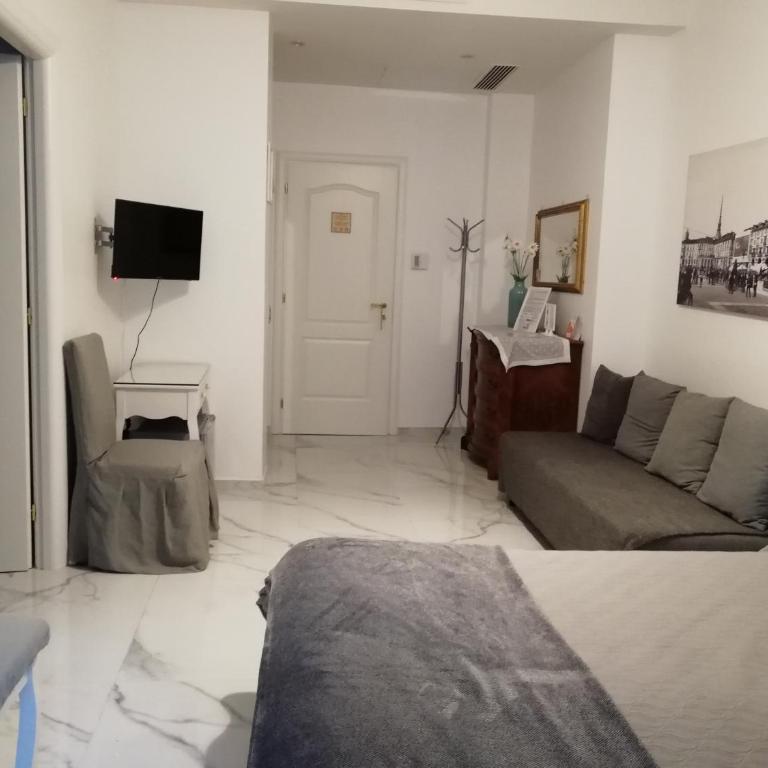 B&B Casa Nizza - Grande Chambre Triple - 8