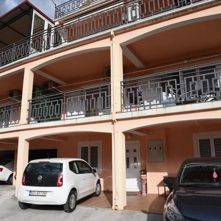 Apartment Sweet Home Vujović - Apartment - 17