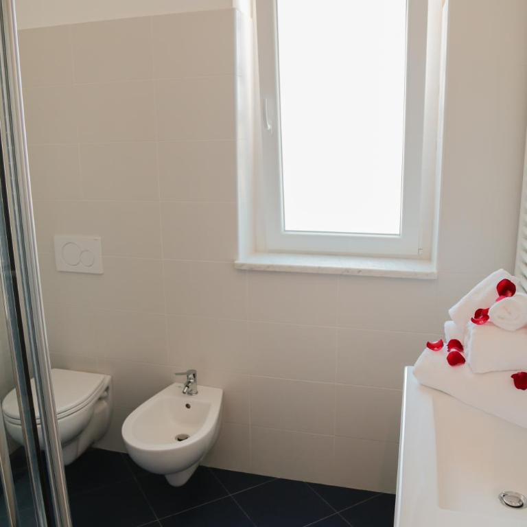 Villa Erasi - Double Room with Balcony - 3