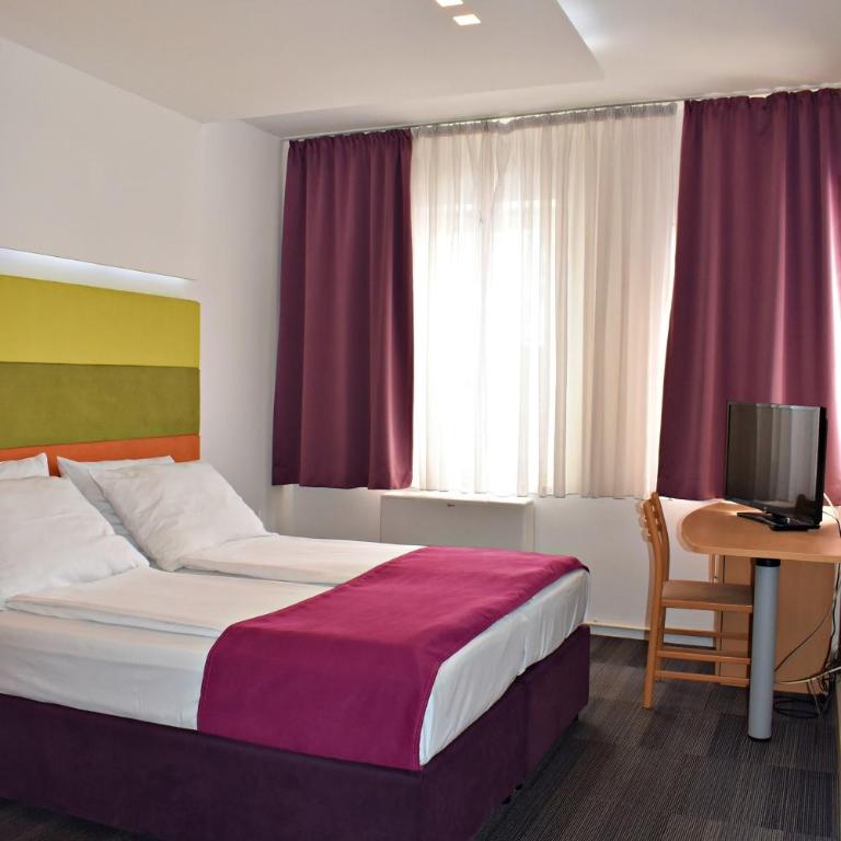 Hotel Hecco - Dvokrevetna Soba sa Zasebnim Krevetima - 1