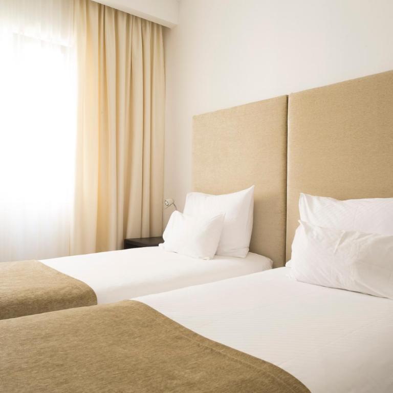 Hotel Astoria - Dvokrevetna Soba sa Bračnim Krevetom/Zasebnim Krevetima - 7