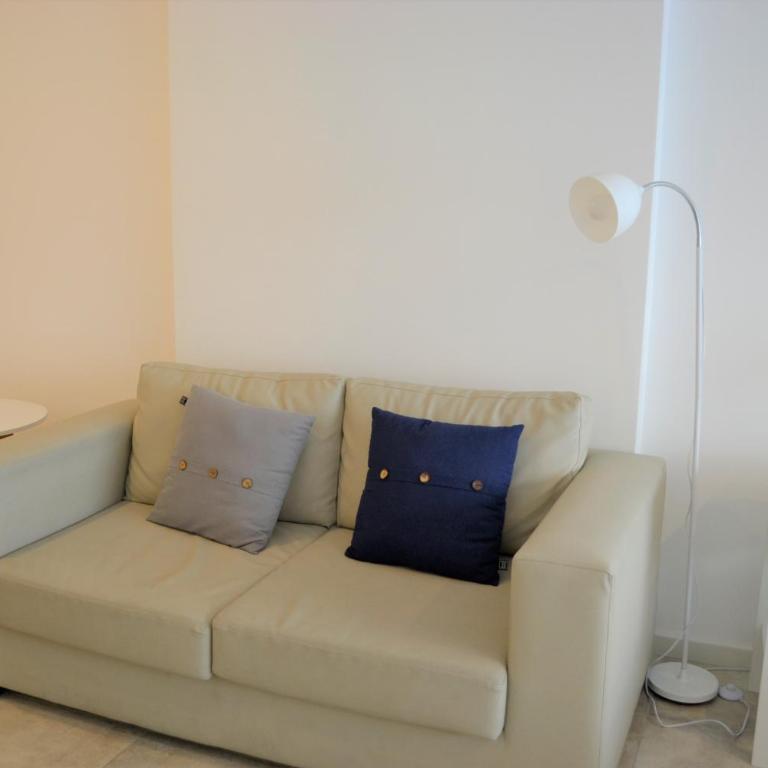 Beautiful & bright studio - Apartment - 14